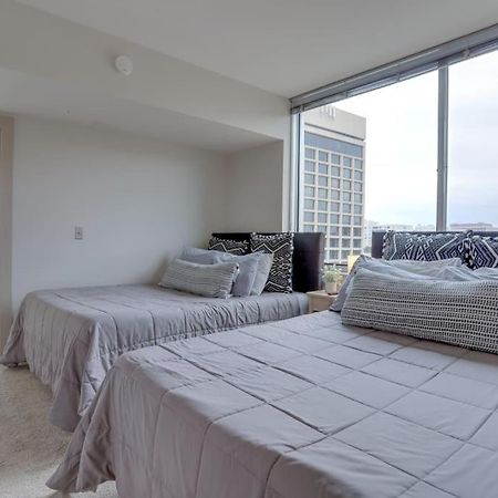 ארלינגטון Wonderful 2Br Apartment At Crystal City מראה חיצוני תמונה