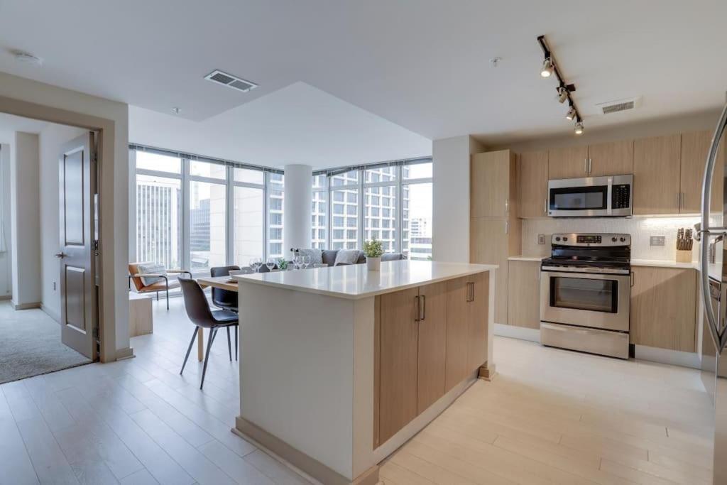 ארלינגטון Wonderful 2Br Apartment At Crystal City מראה חיצוני תמונה